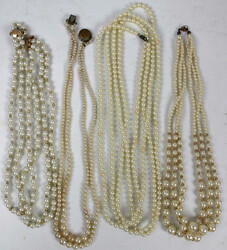 550.70: Jewelry, Lots