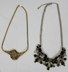550.70: Jewelry, Lots