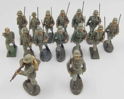 Elastolin / Lisanlo, Konvolut Massefiguren, Wehrmacht, Marschiere, ...