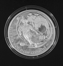 Fiji 2006, 10 Dollar Silbermünze, Durchmesser: ca. 38,6 mm. In ...