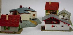 Lot Eisenbahn Häuschen und Zubehör aus Auflösung, dabei Kibri, ...