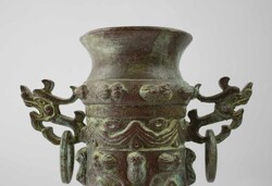 Schwerer Lampenfuß aus Bronze. Höhe ca. 34 cm. Mit asiatischen ...