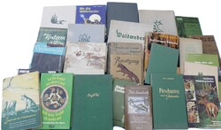 40.10.30: Books - Autographs, Books, hunting - kitchen - household -<br />agriculture