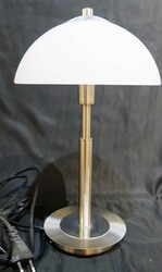 350.70: Mobilier, facilité - lampes