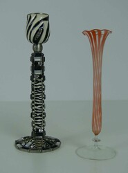 2 Kerzenständer, 1x Lauschaglas, 1x Metall/GlasAutomatically ...