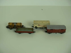 Lot Märklin Eisenbahnwagen, verschiedene Modelle, Spur HO, auf ...