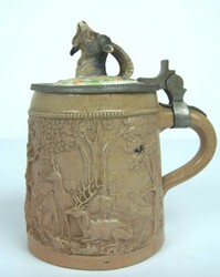 Bierkrug mit Daumendrücker, Jagdszenen, Höhe ca. 15,5 ...