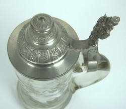 Glas Bierkrug mit Daumendrücker, mit Schliff. Höhe ca. 19,5 ...