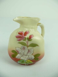 kleines dekoratives Porzellan Kännchen, handbemalt mit floralem ...