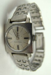 TISSOT Seastar Seven ladies' wristwatch. Function not tested!