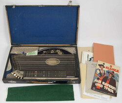 antike Zither, Musikinstitut ... im passenden Holzkoffer, dabei ...