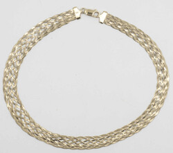Kette, gepunzt mit 925er Silber, vergoldet. Länge ca. 43 cm.  ...