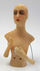 antike Halfdoll aus Wachs Nr. 54. Gesamthöhe ca. 17 cm  ...