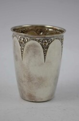 kleiner Jugendstil Becher, gepunzt Alpacca. Höhe ca. 7 ...