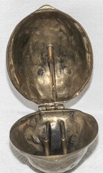 Nussknacker, Messing, Länge: ca. 12,5 cm, Breite: ca. 8,5 ...