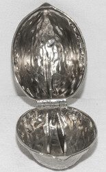 Nussknacker, Metall, silberfarbig, Länge: ca. 13 cm, Breite: ca. 9 ...