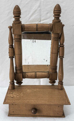 Rustikaler Bauerntisch Spiegel, ca. 1920, Buchenholz, Maße: ca. 42 ...