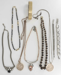 Lot of high-quality fashion jewelry.