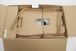 Clarion NZ502E DVD multimedia station with integrated navigation and ...