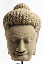 Antike Stein Statue "Buddha Kopf" auf Holzsockel. Höhe ca. 40 cm