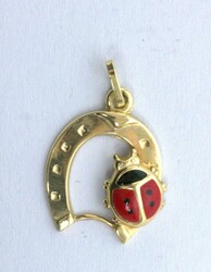 Pendant, 333 yellow gold, "Horseshoe with ladybug"
