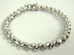 Armband, 835er Silber, länge ca. 18 cm.  Automatically generated ...