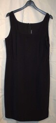 Kostüm von St. Emile bestehend aus 1 Kleid sowie ein passender ...