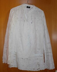 Kostüm von Sonia Bogner bestehend aus Rock und Bluse/Jacke mit ...