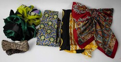 Lot Accessoires, dabei Krawatte, Haarspangen, etc. Verschiedene ...