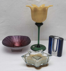 Glas - Konvolut, bestehend aus einer Glas - Blume, einer Block - Vase ...
