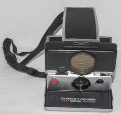 Polaroid SX - 70, Auto Focus - Sofortbildkamera. Automatically ...