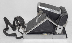 Polaroid SX - 70, Auto Focus - Sofortbildkamera. Automatically ...