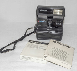 Polaroid 636 Close Up - Sofortbildkamera, incl zwei Filmen. ...