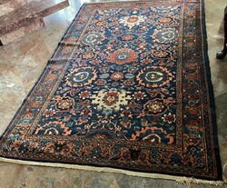 handgeknüpfter Teppich / Orientteppich. Masse: ca. 215 x 130 cm. Nur ...