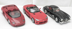 Drei Modellautos, 1:18, Revell Ferrari, Bburago Viper und Bburago MB ...