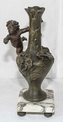 Metall - Vase auf Marmorsockel, mit aufgesetzten und gegossenen ...