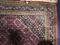 750: Teppiche, Textilien