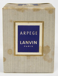 300.40: Varia – Fashion, Accessories