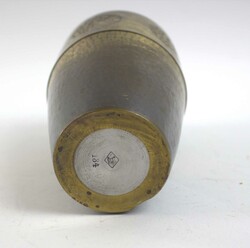 Jugendstil Messing Vase, gemarkt mit WMF Straußenmarke und Modell Nr ...