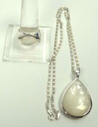 Schmuckset, 925er Silber, bestehend aus 1 Kette mit Anhänger, dazu ...
