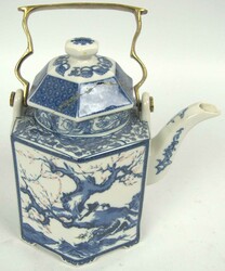 Vintage Delphin China Dynasty, blaue sechseckige Porzellan Teekanne ...