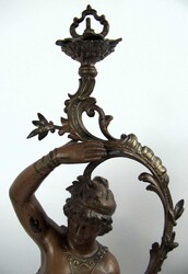 Metallgussfigur bronziert im Jugendstil, dargestellt wird eine junge ...