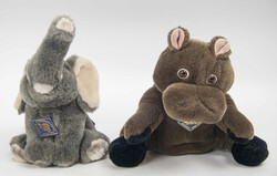 2 Plüschtiere "Schildkröt Design Germany since 1898" dabei Elefant ...