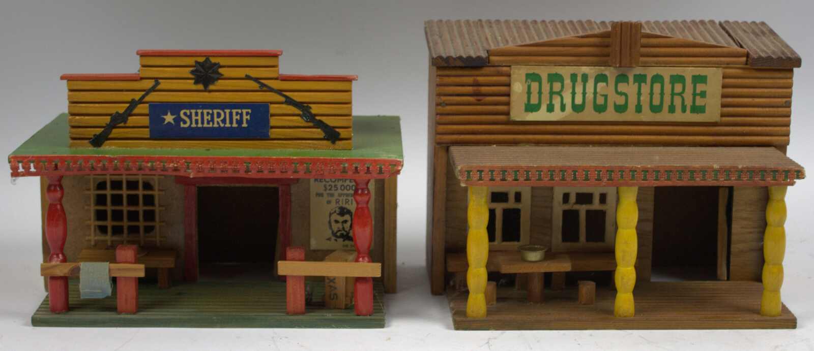 DDR Holzspielzeug, wohl Oehme & Söhne "Western - / Cowboy Stadt" ...