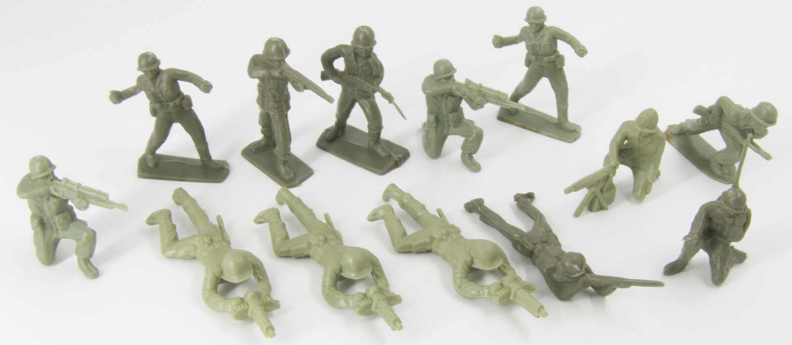 Lot Kunststoff - Figuren, 6 cm - Serie, 2. Wk., verschiedene Aktionen