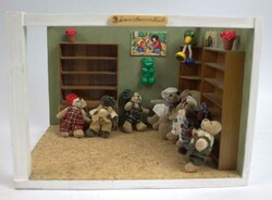 "Bären Stammtisch", selbstgestaltetes Puppenstübchen mit vielen ...