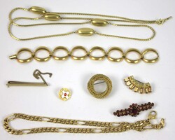 550.70: Jewelry, Lots