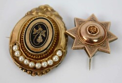 550.40: Jewelry, brooches and pins
