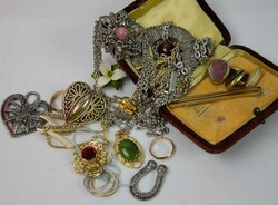 550: Jewellery