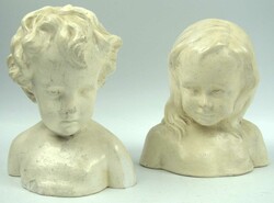 2 Kinderbüsten / Gipsköpfe "Junge und Mädchen" Höhe bis ca. 22 cm ...